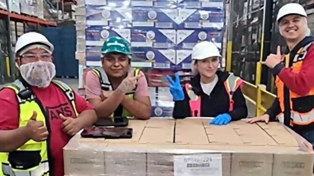 1 Billion Stick Packs! Batavia Facility Reaches Huge Milestone